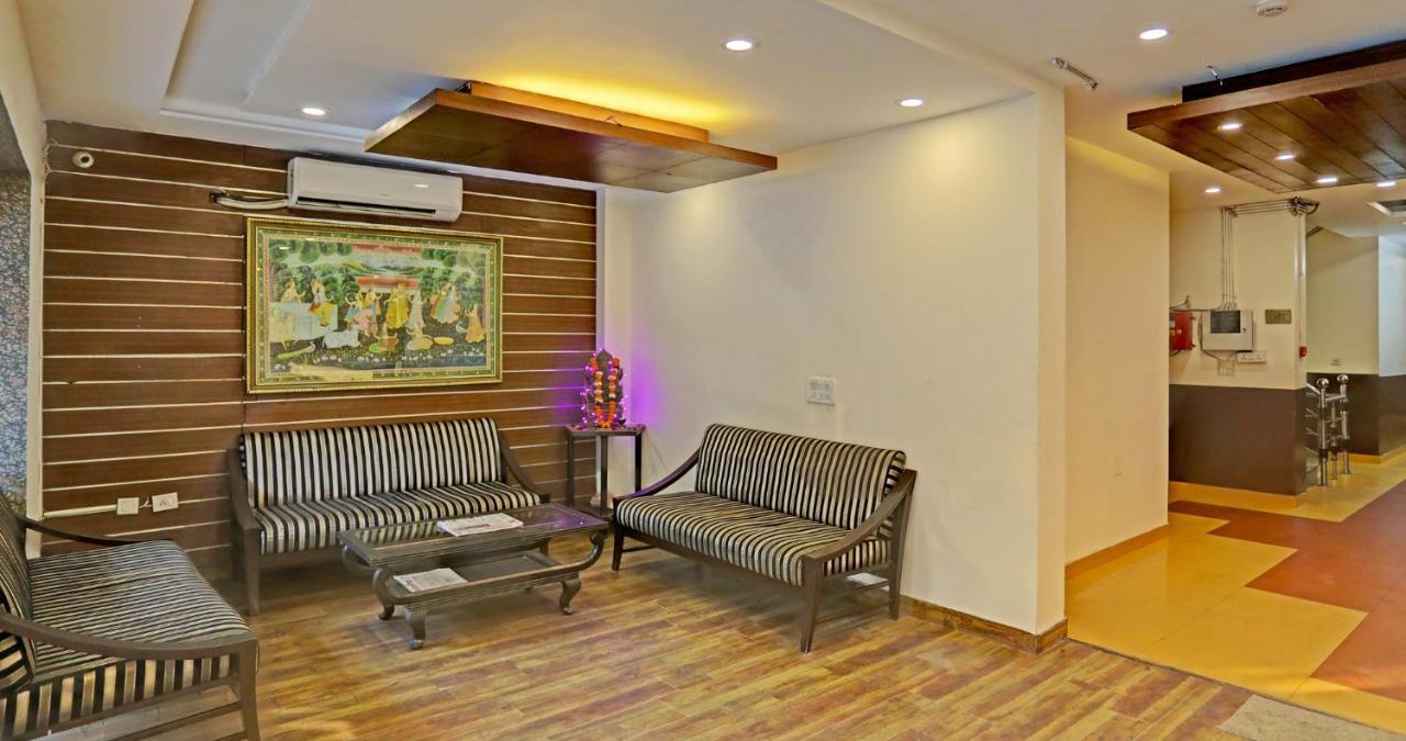 Hotel Grand Tushar - Ghaziabad Railway Station Dış mekan fotoğraf