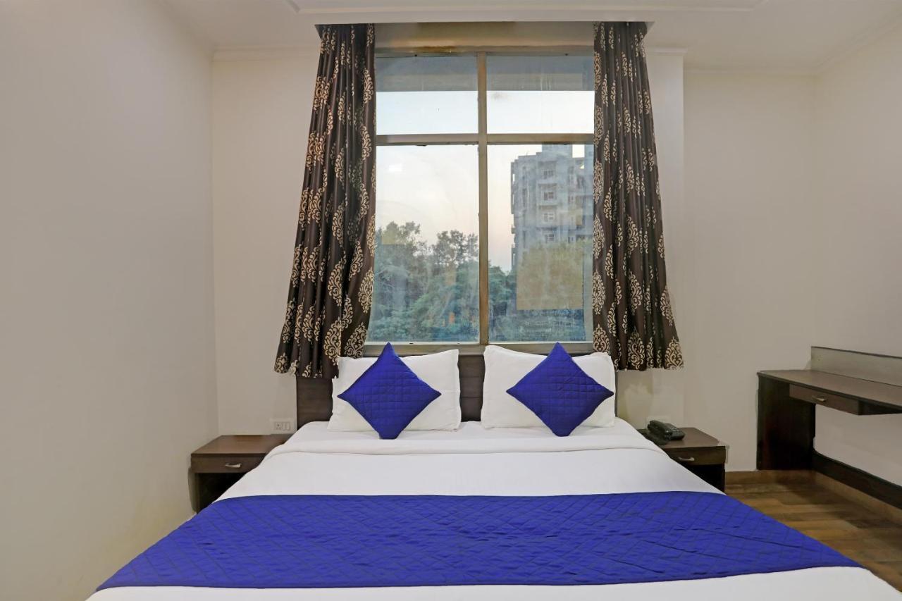 Hotel Grand Tushar - Ghaziabad Railway Station Dış mekan fotoğraf