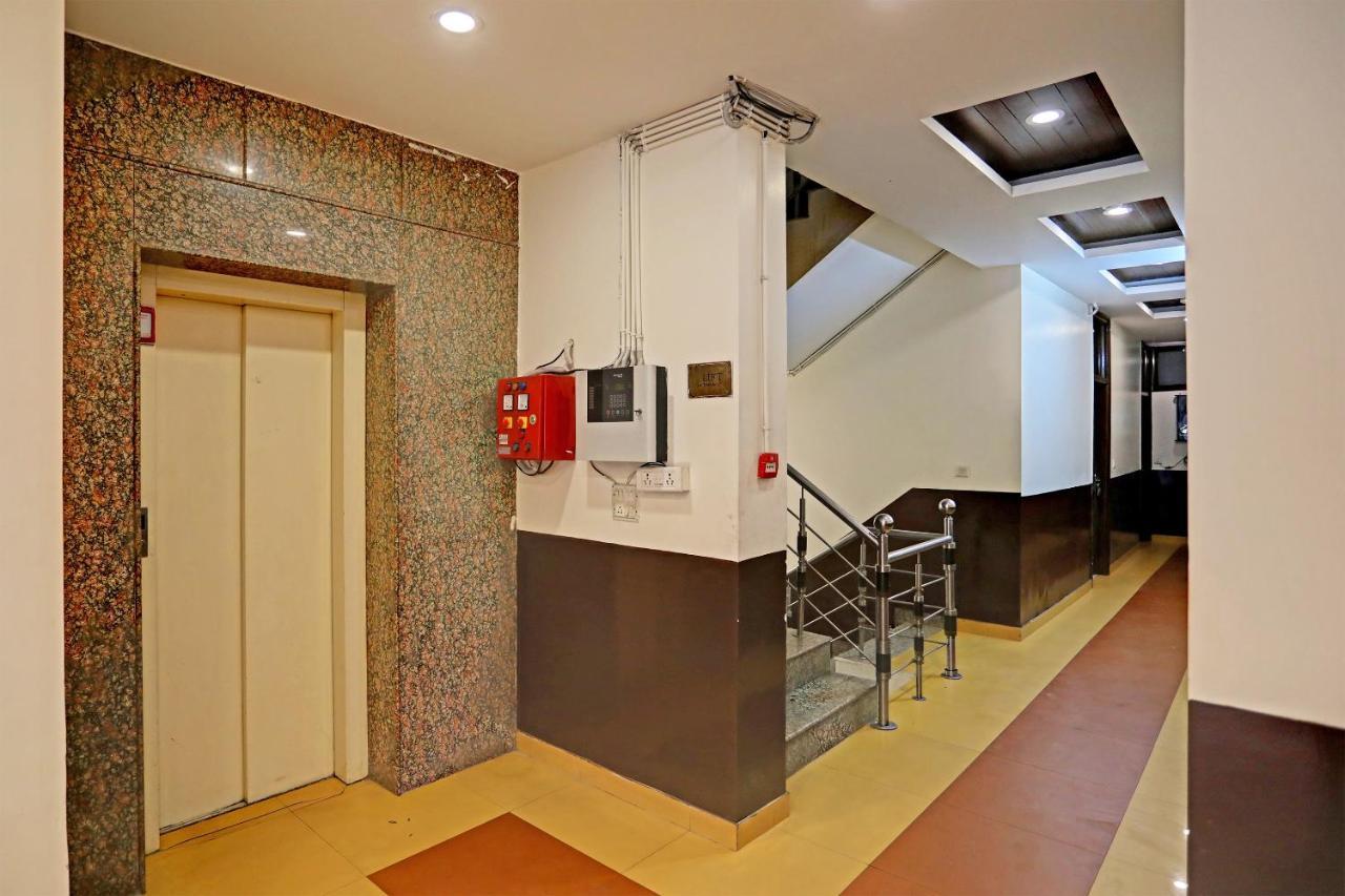 Hotel Grand Tushar - Ghaziabad Railway Station Dış mekan fotoğraf